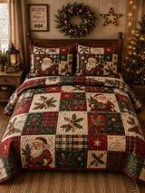 Santa Holly Plaid Patchwork 3‐Piece Quilted Bedding Set