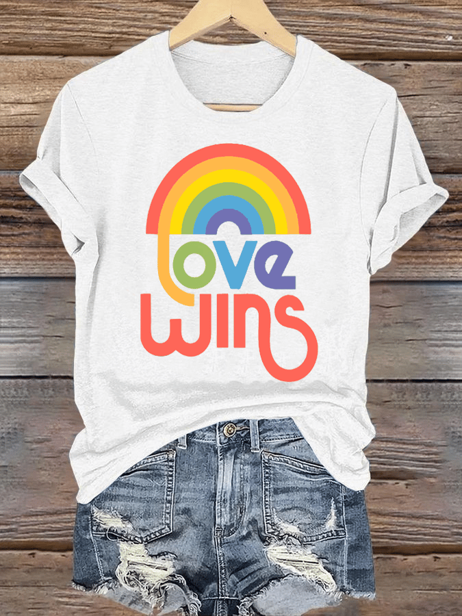 Women's  Love wins with rainbow Oversized T-Shirt