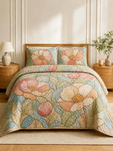 Blush Garden Floral Quilted 3-Piece Bedding Set – Soft Cottage Botanical Quilted Bedding With Matching Pillow Shams